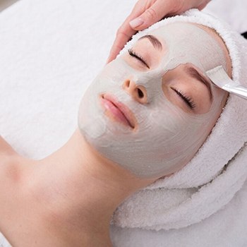 Máster en Peluquerí­a y Estética